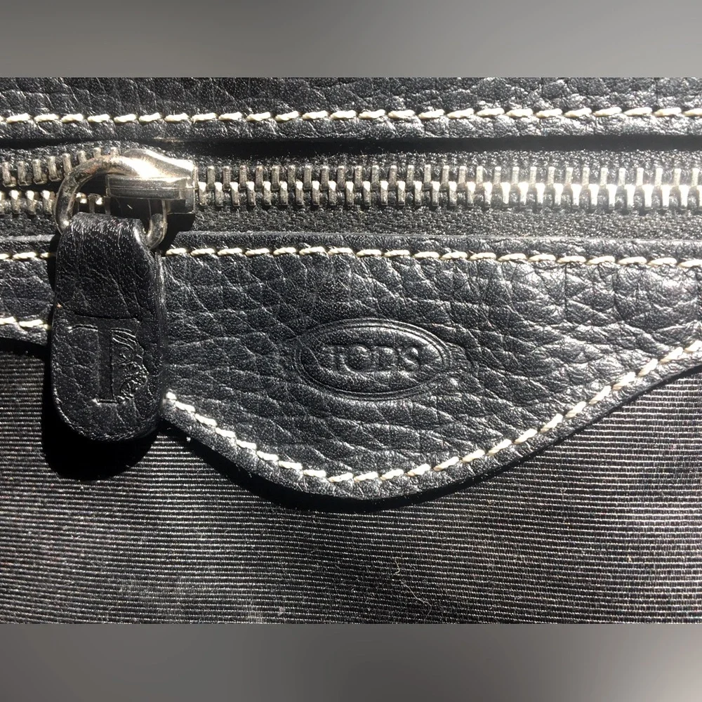 Tod’s Leather Weekender Shoulder Bag Large - Picture 5 of 10